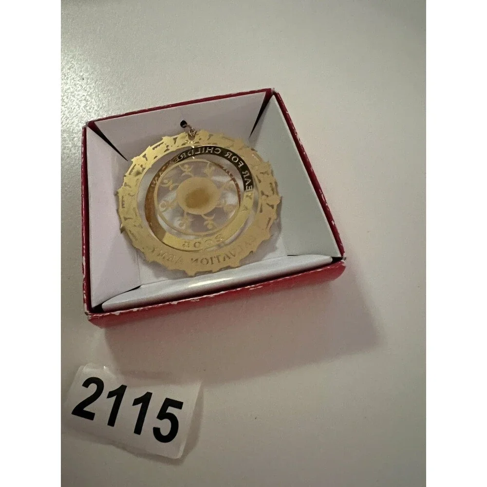 Two Nations Treasures Salvation Army Christmas 2005 solid brass ornament box